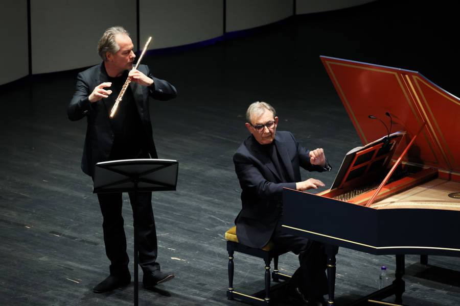 古乐巨匠平诺克八年之后完美“赴约”，申城音乐舞台再次见证传奇