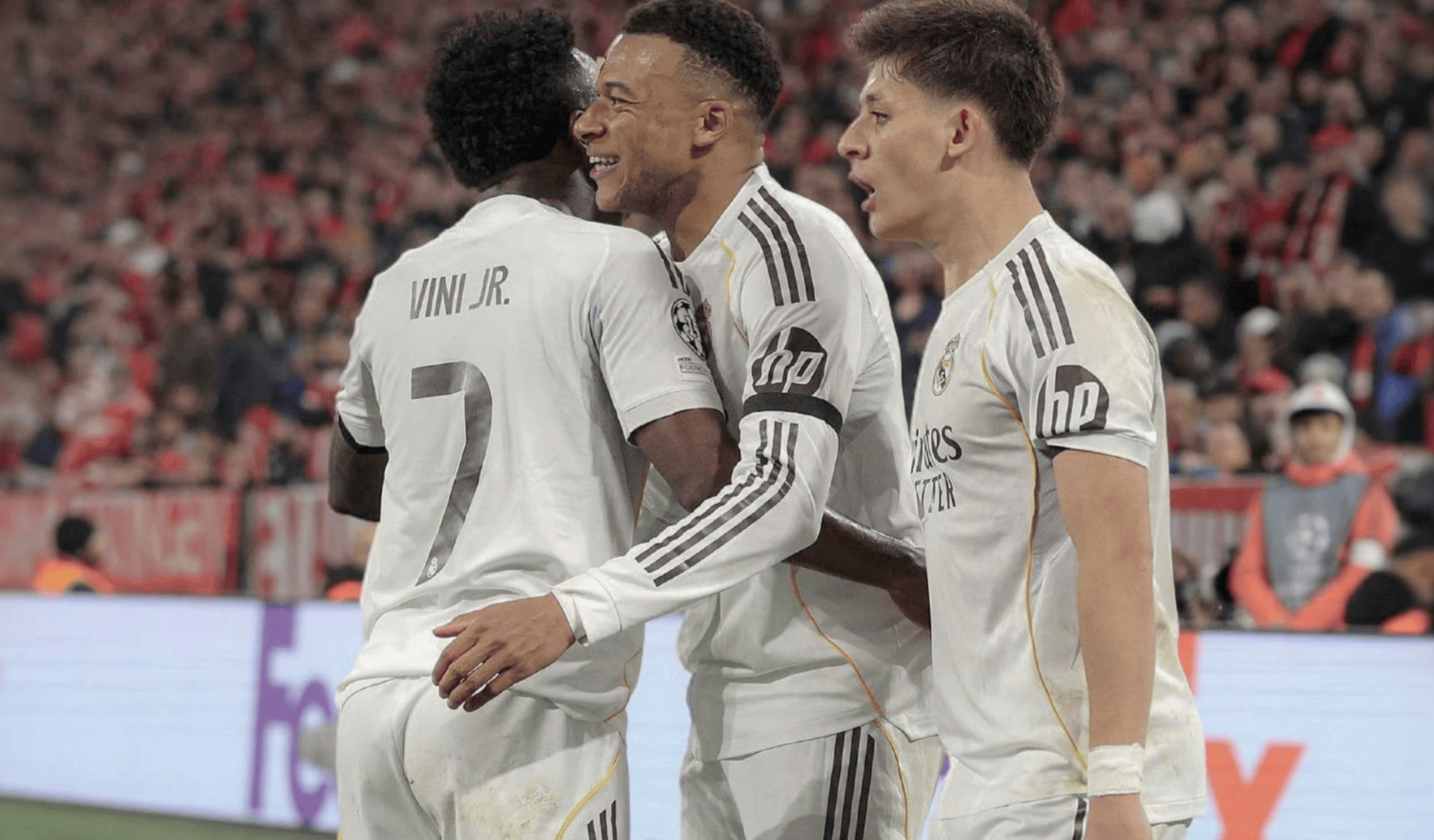 皇马大换血！罗马诺：阿拉巴将离开，波切蒂诺有望接手球队