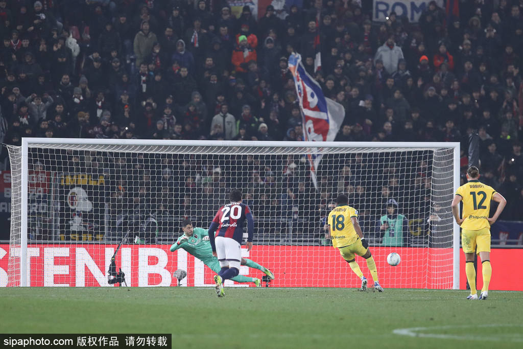 意甲-拉比奥传射恩昆库点射 米兰客场3-0完胜博洛尼亚
